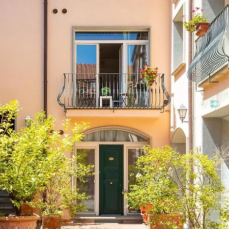 Apartment Palazzo Ghibellina 2 By In Florence