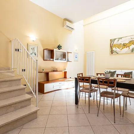 Palazzo Ghibellina 2 By In *