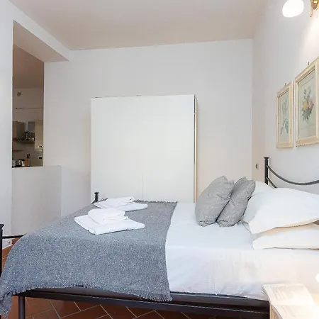 Apartment Palazzo Ghibellina 2 By In Florence